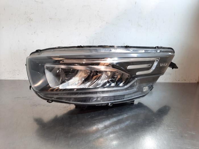 Phare gauche Iveco New Daily
