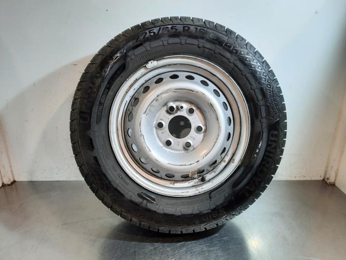 Jante + pneumatique Iveco New Daily