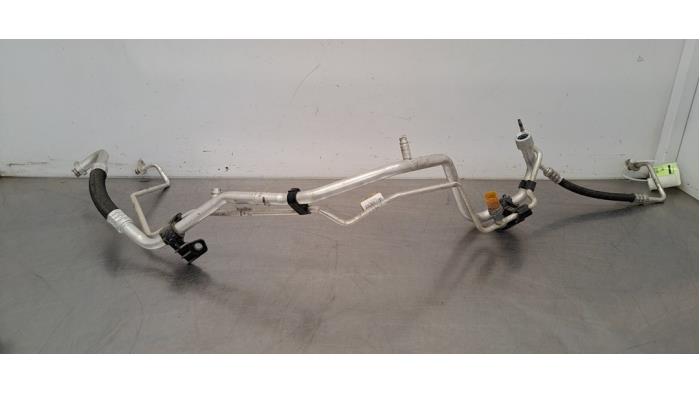 Tuyau clim Peugeot Expert
