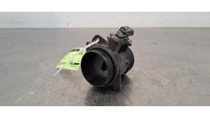 Gebruikte Luchtmassameter Peugeot Expert (V1/VA/VB/VE/VF/VT/VY) 2.0 Blue HDi 145 16V Prijs € 36,30 Inclusief btw aangeboden door Autohandel Didier