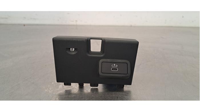 Prise USB BMW M3