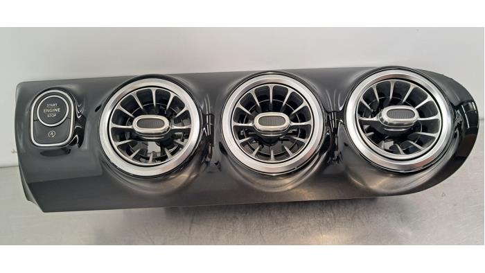 Grille aération tableau de bord Mercedes A-Klasse