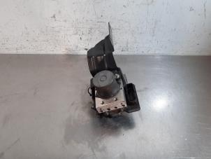 Gebruikte ABS Pomp Iveco New Daily VI 3.0 Natural Power 35C/S14, 40/50/65/70C14 Prijs € 332,75 Inclusief btw aangeboden door Autohandel Didier