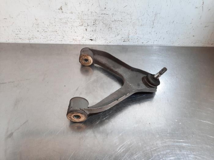 Bras de suspension avant droit Iveco New Daily