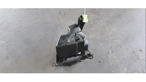 Gebruikte Adblue tank Renault Master III (MA/MB/MC/MD/MH/MF/MG/MH) Prijs € 1.082,95 Inclusief btw aangeboden door Autohandel Didier