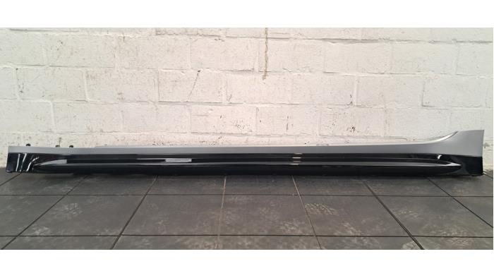 Marche-pied (list de couverture) gauche BMW M3
