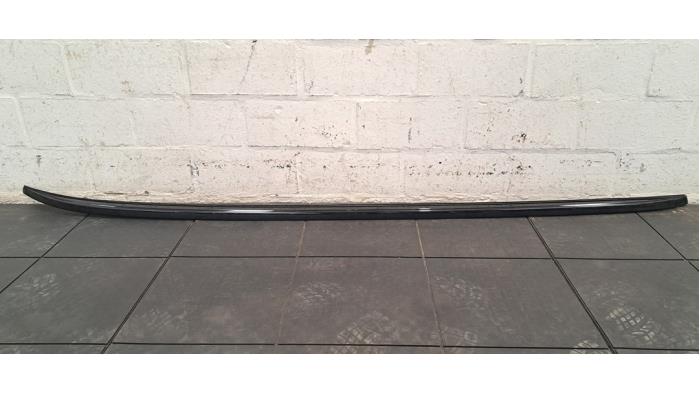 Rail de toit droit BMW M3