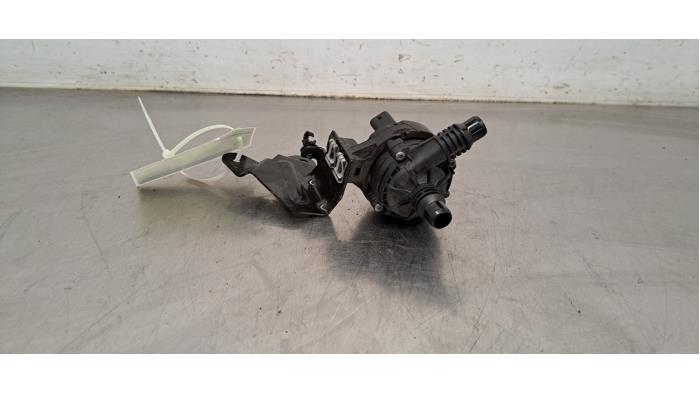 Pompe à eau supplémentaire BMW M3