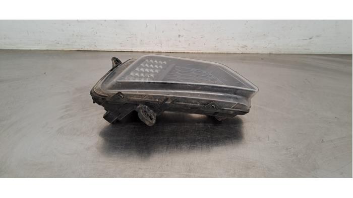 Feu antibrouillard avant droit Volkswagen Polo