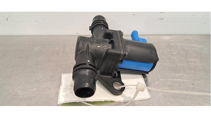 Robinet chauffage électrique Citroen C4