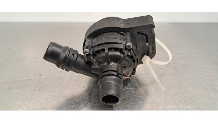 Pompe à eau supplémentaire Citroen C4