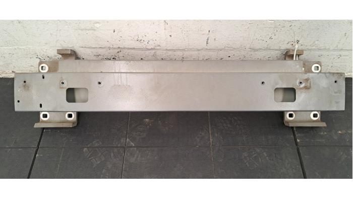 Cadre pare-chocs avant Landrover Defender