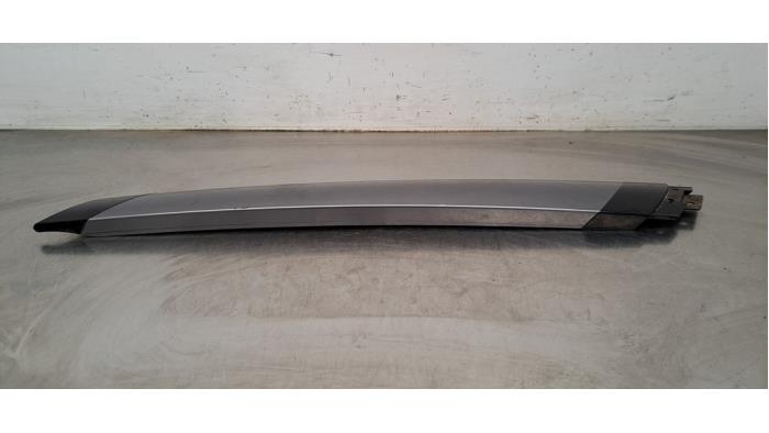 Protection montant A droit Landrover Defender