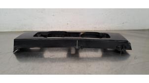 Gebruikte Afdekplaat diversen Landrover Defender II Prijs € 54,45 Inclusief btw aangeboden door Autohandel Didier