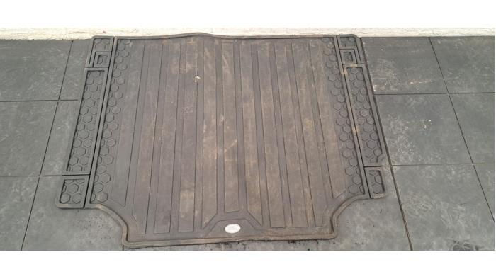 Coffre tapis Landrover Defender