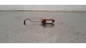 Gebruikte Antenne Landrover Defender II Prijs € 24,20 Inclusief btw aangeboden door Autohandel Didier