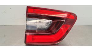Gebruikte Achterlichtrand links Renault Kadjar (RFEH) 1.2 Energy TCE 130 Prijs € 133,10 Inclusief btw aangeboden door Autohandel Didier