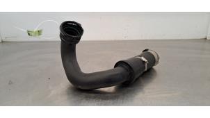 Gebruikte Intercooler Buis Landrover Defender II Prijs € 42,35 Inclusief btw aangeboden door Autohandel Didier