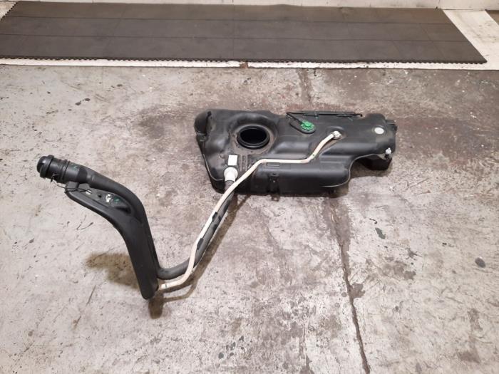 Réservoir de carburant Citroen C3