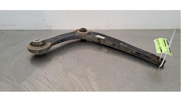Bras de suspension avant droit Toyota Pro-Ace