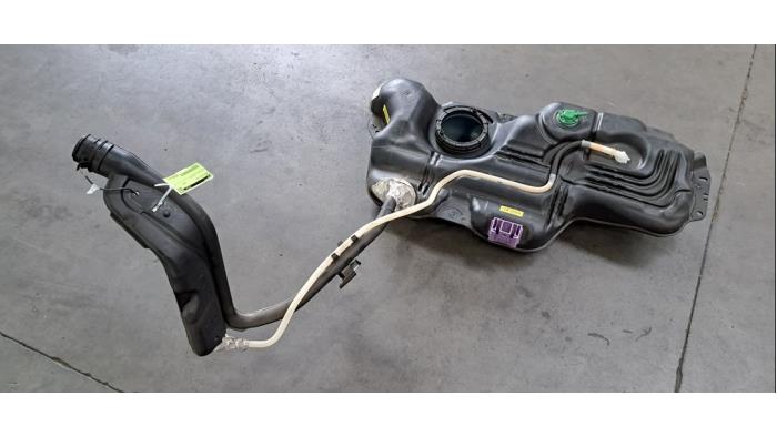 Réservoir de carburant Peugeot 2008
