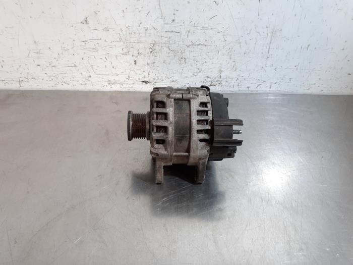 Dynamo Renault Trafic