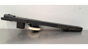 Gebruikte Keyless entry antenne Peugeot 5008 III (KA/KB/KC) 1.6 16V Plug-in Hybrid 195 Prijs € 24,20 Inclusief btw aangeboden door Autohandel Didier