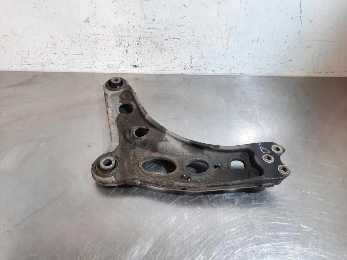 Bras de suspension avant droit Renault Trafic