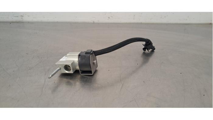 Valve d&#039;expansion clim Peugeot 308