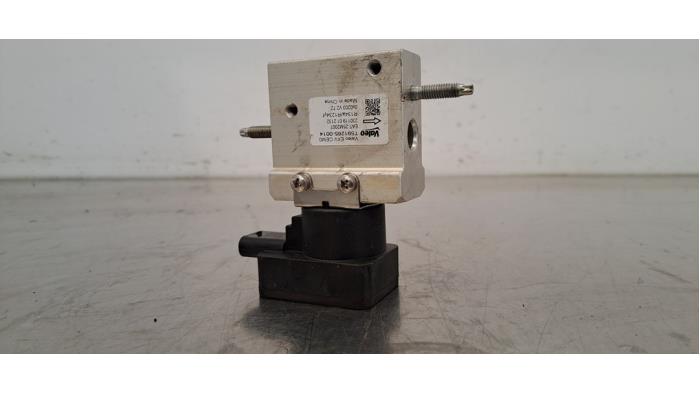 Valve d&#039;expansion clim Peugeot 308