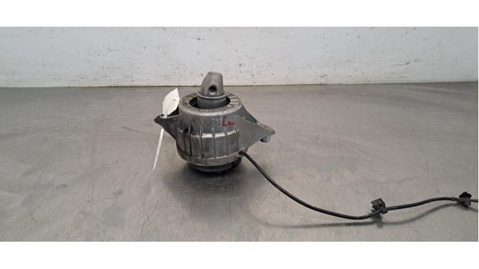 Engine mount Mercedes GLE