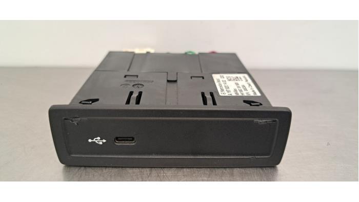 Connexion USB Mercedes GLE