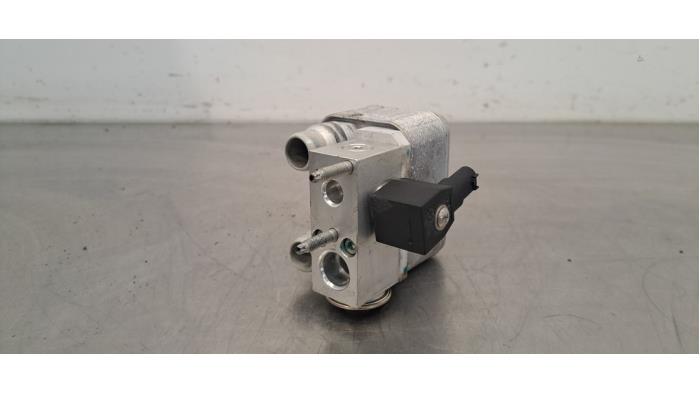 Condensateur clim Peugeot 408