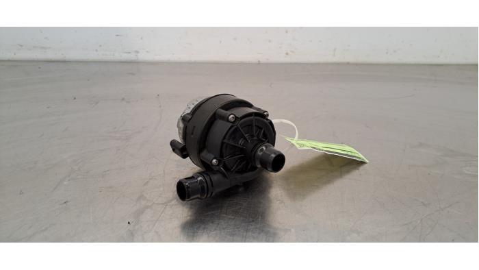 Pompe à eau supplémentaire Opel Astra