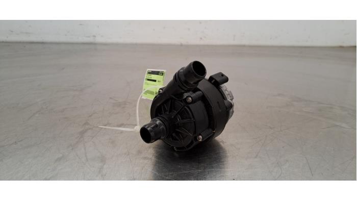 Pompe à eau supplémentaire Opel Astra