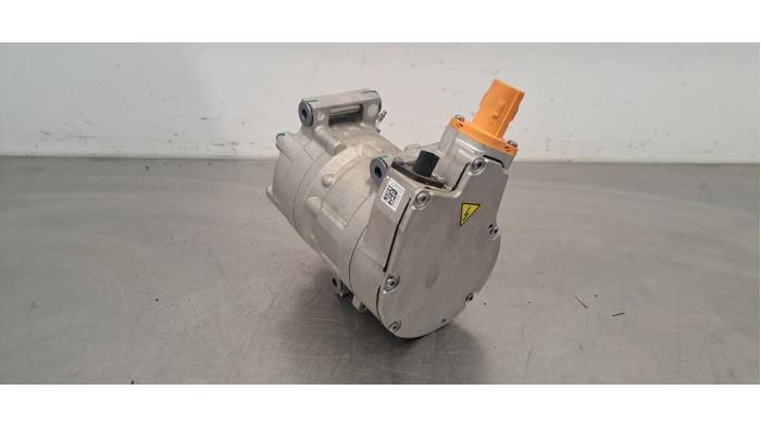 Pompe clim Peugeot 308