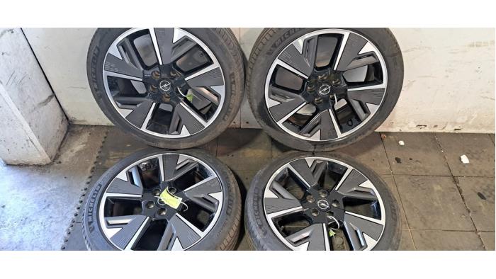 Kit jantes + pneumatiques Opel Astra