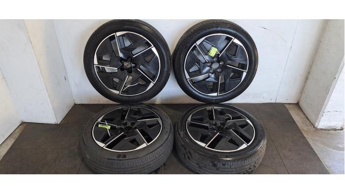 Kit jantes + pneumatiques Peugeot 408