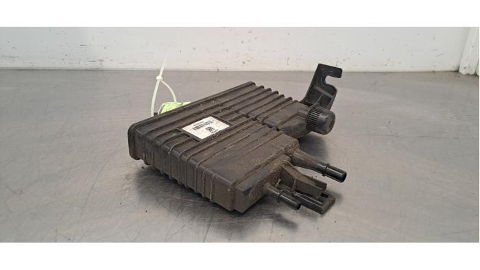 Filtre carbone Peugeot 408