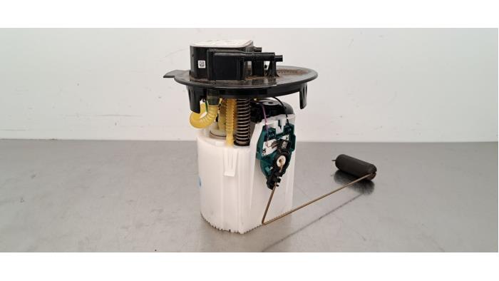 Pompe carburant électrique Peugeot 408