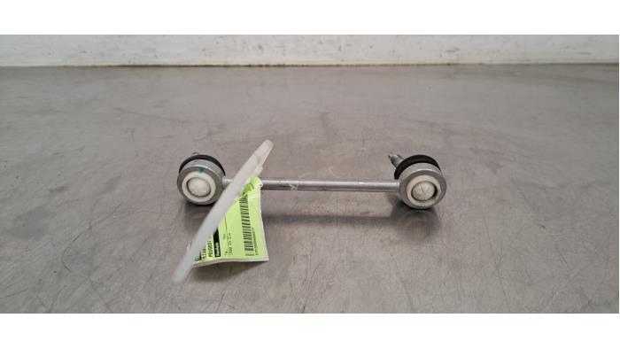 Guide barre stabilisatrice Peugeot 5008