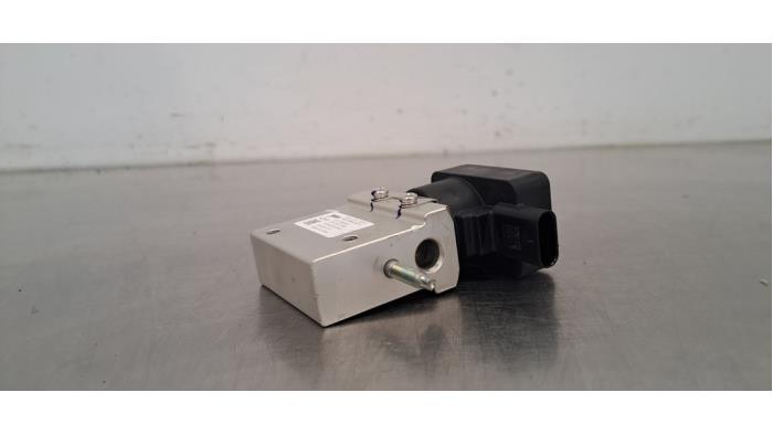 Valve d&#039;expansion clim Opel Astra