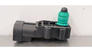 Gebruikte Sensor map (inlaatspruitstuk) Peugeot 408 1.6 16V HYbrid 180 Prijs € 24,20 Inclusief btw aangeboden door Autohandel Didier