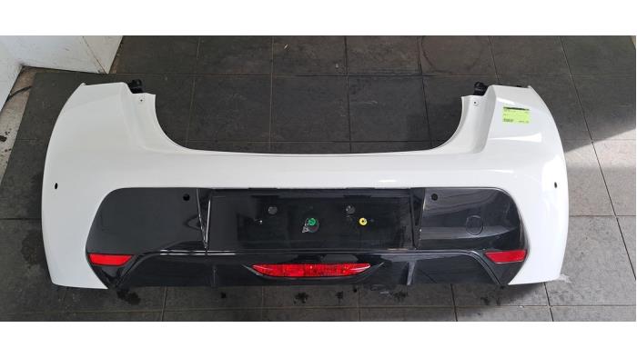 Pare-chocs arrière Peugeot 208