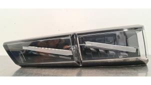 Gebruikte Achterlicht links Peugeot 408 1.6 16V HYbrid 180 Prijs € 151,25 Inclusief btw aangeboden door Autohandel Didier