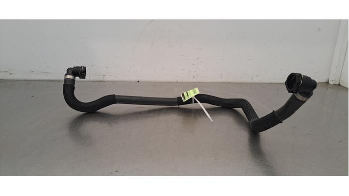 Tuyau radiateur Peugeot 208