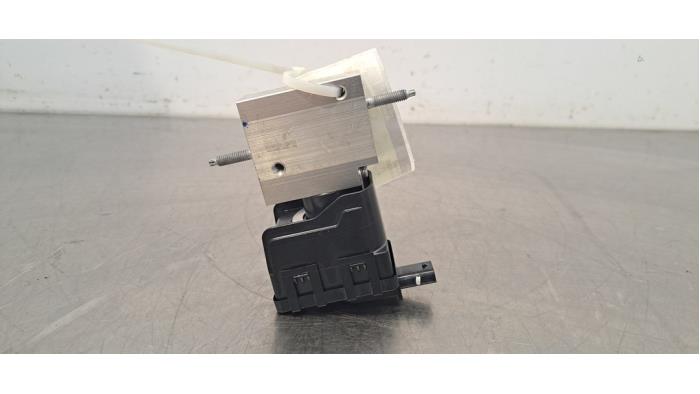 Valve d&#039;expansion clim Peugeot 208