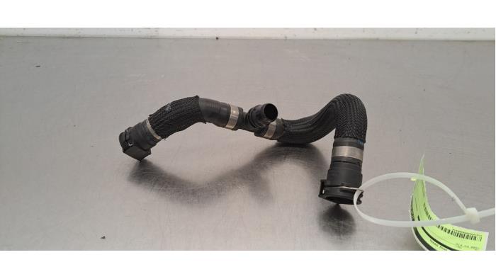 Tuyau radiateur Peugeot 5008