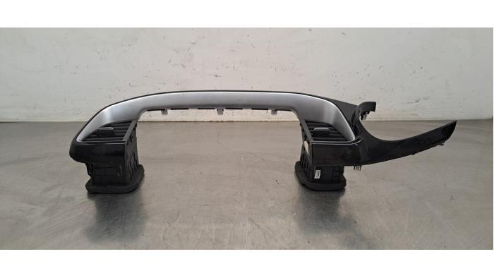 Grille aération tableau de bord Kia XCee&#039;d