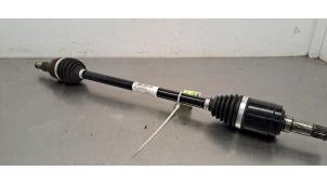 Gebruikte Aandrijfas rechts-achter Jaguar E-Pace 2.0 D 180 16V AWD Prijs € 102,85 Inclusief btw aangeboden door Autohandel Didier